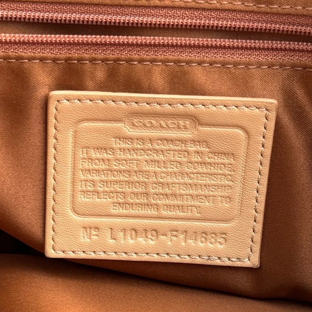 Coach Penelope Genuine Leather Purse - Picture 15 of 16